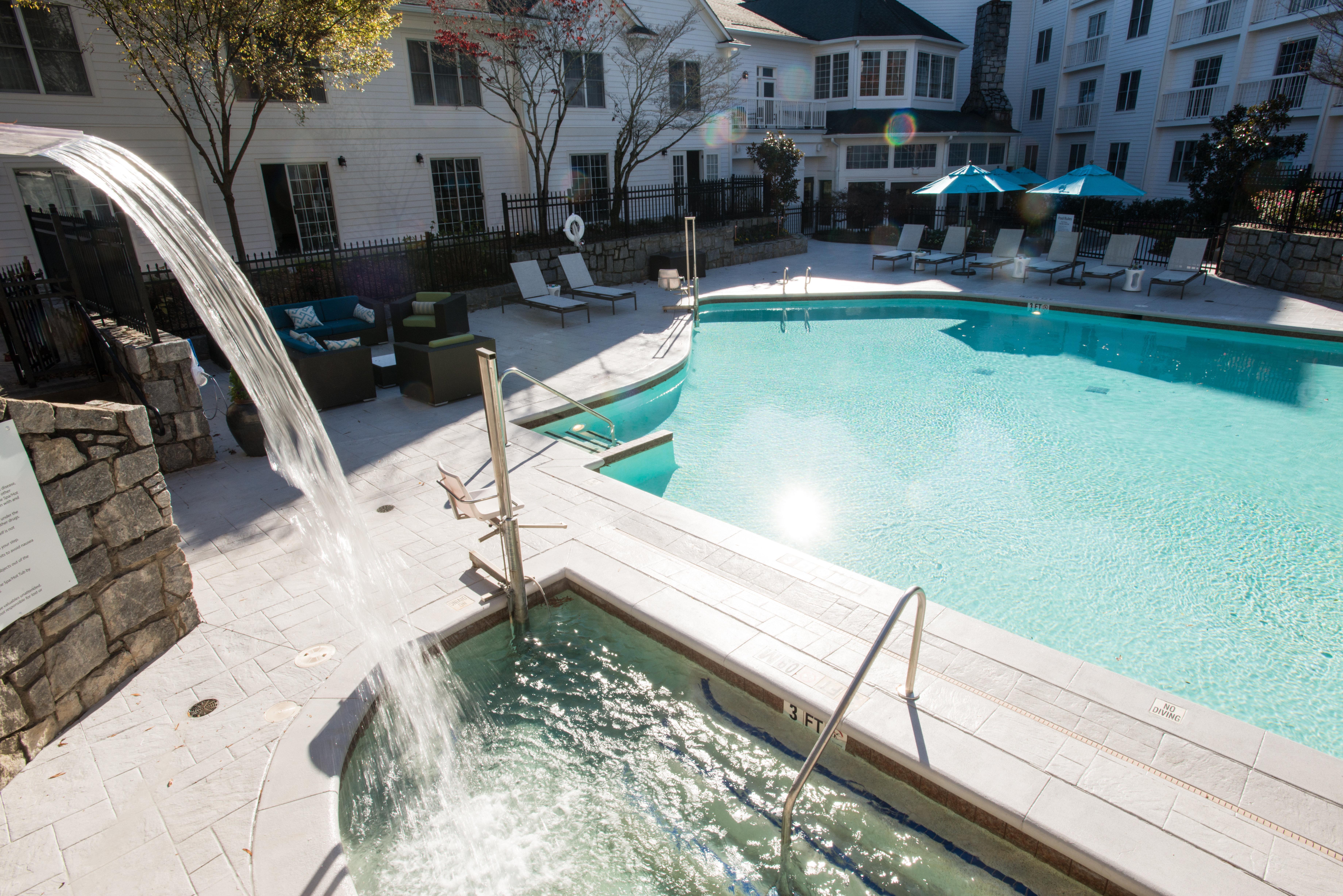 Hotel Indigo Atlanta Vinings By Ihg Smyrna Exterior foto