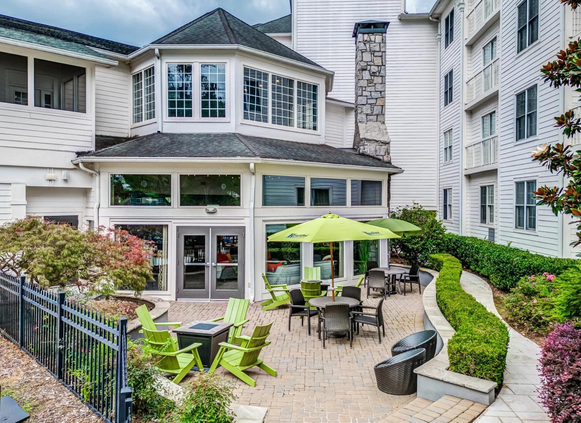 Hotel Indigo Atlanta Vinings By Ihg Smyrna Exterior foto